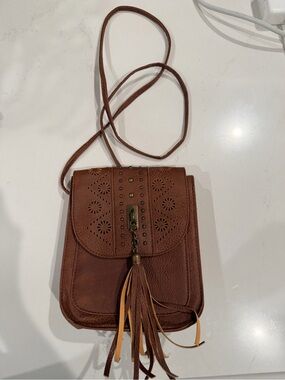 Brown Crossbody Tassel Shoulder Bag - Classic Women's Purse